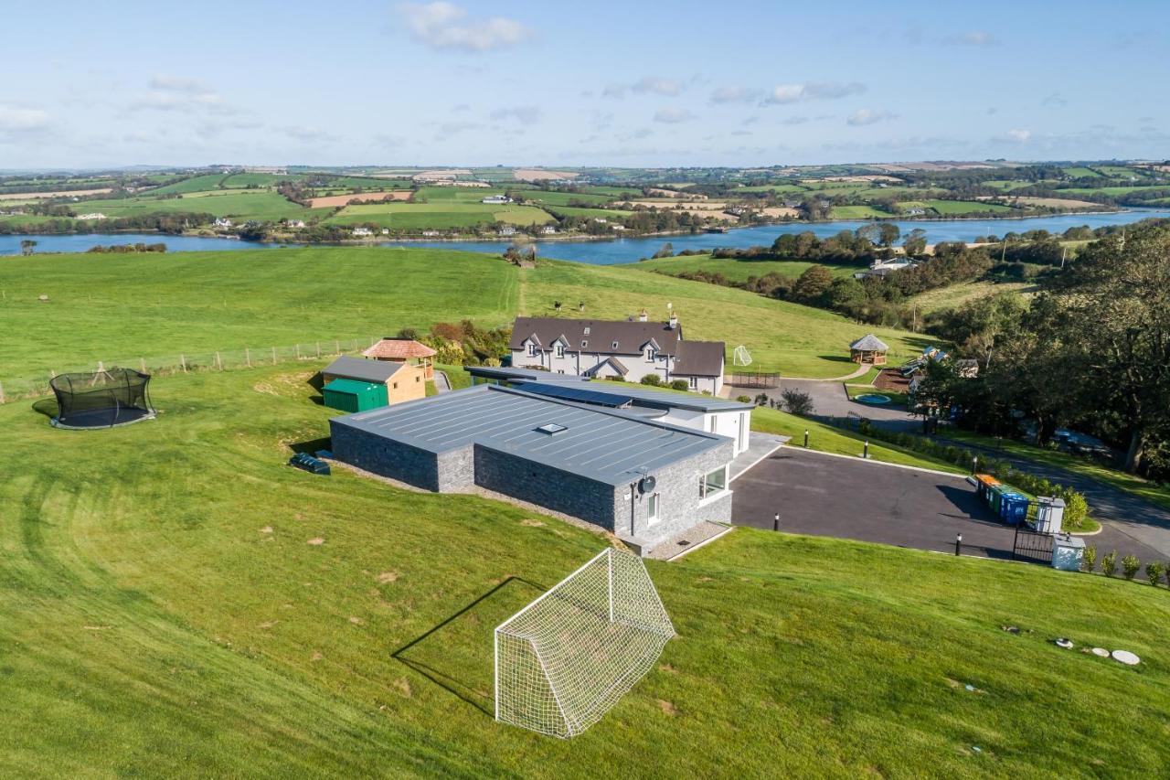River Views,Kinsale, Hosted By Exquisite Holiday Homes, Sleeps 26 コーク エクステリア 写真