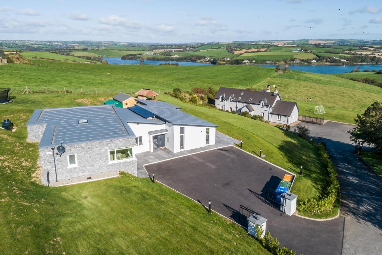 River Views,Kinsale, Hosted By Exquisite Holiday Homes, Sleeps 26 コーク エクステリア 写真